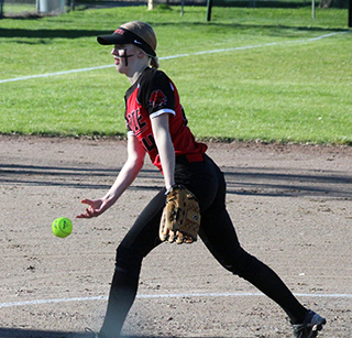 Catherine Seubert pitched all 4 innings at Lapwai.
