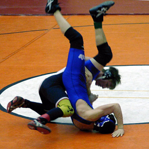 Shane Poxleitner won this match to finish in third place in his weight class.