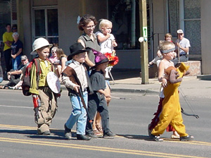 The rest of the Kiddies Parade participants.