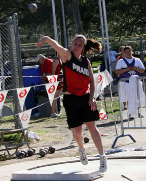 Kaylee Uhlenkott took 4th place in the shot put.