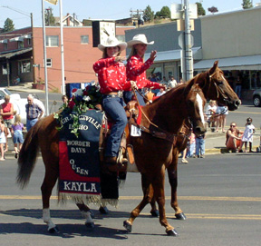 Border Days Royalty including Queen Kayla Uhlenkott.