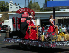 The Lewis County Fair Royalty Float.