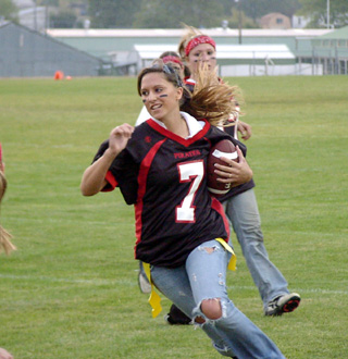 Nicole Nida scored 4 touchdowns in the Powder Puff game.