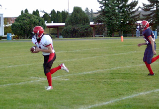 David Sigler was wide open and heading for a TD after making this first quarter catch.