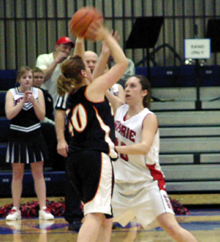 Kaylee Uhlenkott defends against Troy.