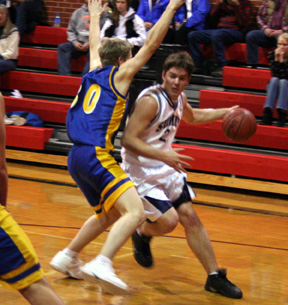 Will Schlader tries to get past a defender.