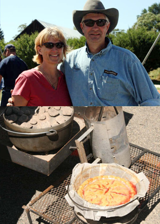 Tom and Judy Gehring are shown with their Dessert winning entry.
