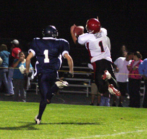 David Sigler makes a spectacular catch deep in Lapwai territory to set up a touchdown.