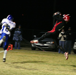 David Sigler makes a spectacular catch for a touchdown.