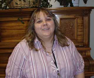 Donna Quick, SMHC volunteer coordinator, is recruiting additional volunteers for St. Marys Hospital. If interested please call her, 962-3251 ext. 280.