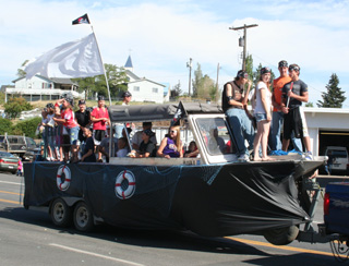 The Greencreek Active Workers float which took first among non-commercial entries.