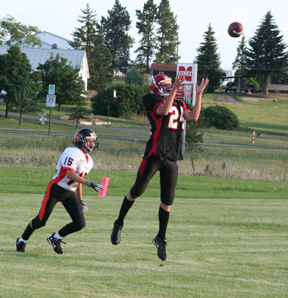 Justin Schmidt leaps for a pass. He wound up getting tackled at the 1.