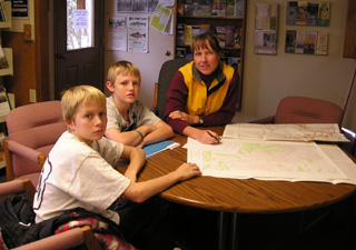 Bryson Higgins, Jared Higgins, & Lynn Danly, Natural Resource Specialist, BLM.