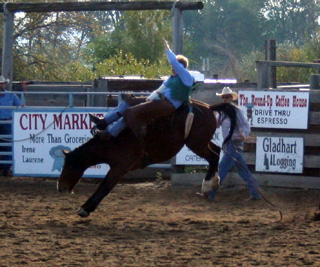 New member Jared Arnzen on his second ride ever in bareback.