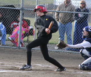 Leah Holthaus connects for a game-ending 2-run double.