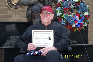 Clarence Wassmuth with Senator Mike Crapos 2011 Spirit of Freedom Award. Photo provided by Karen Lustig.