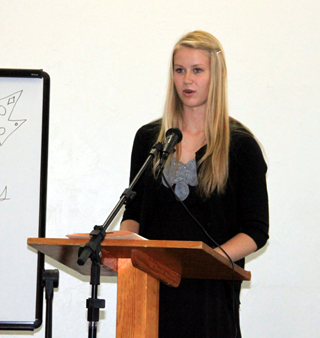 Jacey Arnzen gave her speech without using props.