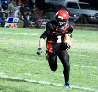 Hunter McWilliams scored Prairies first touchdown of the game on this run around left end.