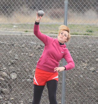 Heidi Holubetz earned a second place finish in the shot put Saturday.
