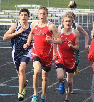 Peter Spencer led the 1600 at this point with Justin Ross right behind him. The Grangeville runner wound up 1st with Spencer 2nd and Ross 3rd.