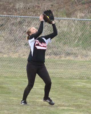 Kelsey Tidwell makes a catch in centerfield against Troy.