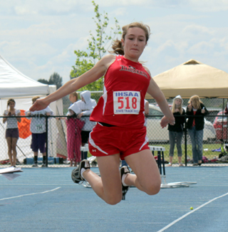 Krystin Uhlenkott saved her best jump for last and it was good enough for a 4th place medal in the long jump.