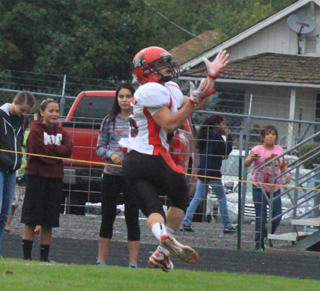 Hunter McWilliams was wide open for this catch that went for a touchdown.