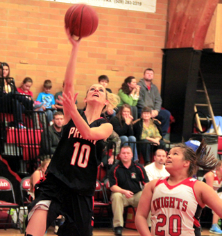Leah Holthaus scores against Lakeside. She was named to the all-tournament team.