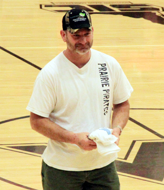 Aaron Hinkelman was awarded the sportsmanship t-shirt prior to the Glenns Ferry game.