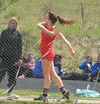 Heidi Holubetz in the discus at Regionals. She qualified for state in the shot put.