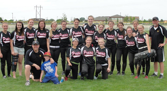 The Prairie softball team at State. Back from left are Lauren Alfrey, Sam Remacle, Sarah Seubert, Britney Bianchi, Darlene Gehring, Abbie Uhlenkott, Hanna Ross, Holli Uhlorn, Faith Uhlenkott, Leah Holthaus, Natasha Gimmeson, Jessica Kaschmitter, Kylie Tidwell, Sky Wilson and head coach Jeff Martin. Front from left are Steve and Willie Wilson, Krista hess, Hailey Danly and Kellie Heitman. Photo by Kathy Seubert.