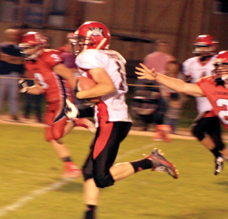 Lucas Arnzen breaks loose for a long touchdown run.
