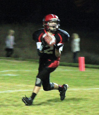 Mason Dalgliesh got wide open near the goal line for this catch and walked in for a touchdown.