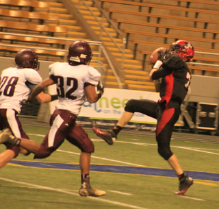 Rhett Schlader had another huge game. Despite facing the defenders on this catch he was able to turn and get to the end zone for his second touchdown of the game, a 65-yard play that gave Prairie their first lead. Earlier he made a huge interception that may have kept the Pirates from falling behind by 2 touchdowns and a few plays later scored the tying touchdown.