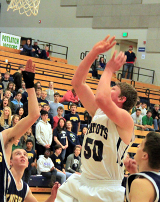 Chris Osborne was a force on the offensive glass scoring 8 of his 10 points on putbacks.