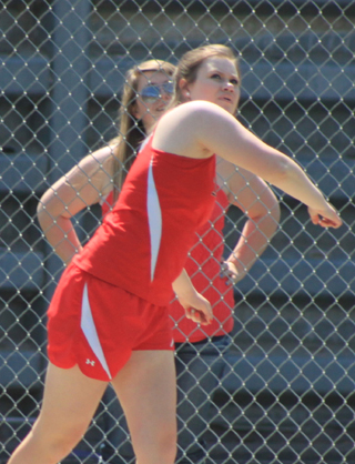 Sydney Glimp in the discus at the Meet of Champions.