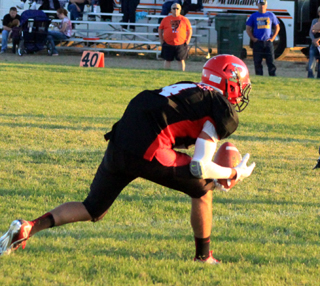 Isaiah Shears catches a pass in his first action since last year's playoffs.