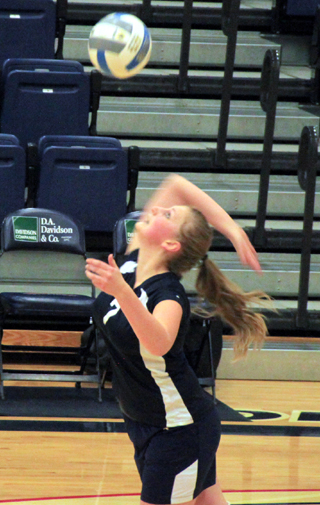 Lucy Osborne had a big service run that led to Summits game 2 win.