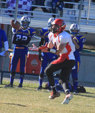 Isaiah Shears gained 33 yards on this catch and run.