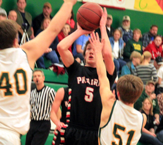 Hunter Chaffee puts up a shot at Potlatch.