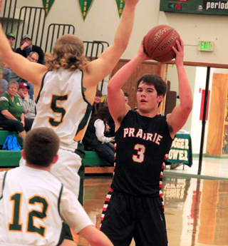 Terran Peery looks to make a pass in the Potlatch game.