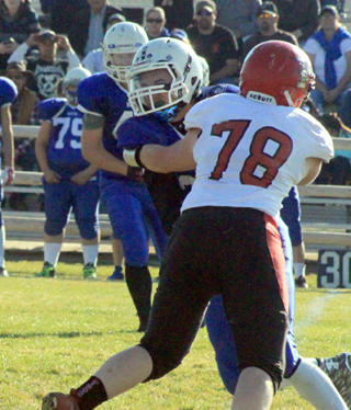 Dereck Arnzen tackles a Notus ballcarrier.