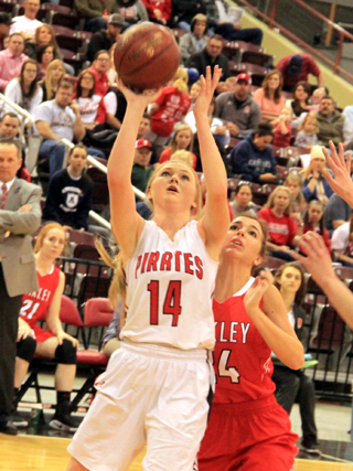 Leah Higgins scores in the championship game.