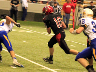 Sam Mager on his way to the end zone for a touchdown.