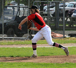 Chase Kaschmitter pitched all 8 innings to earn a win at Kendrick that clinched a state berth for the Pirates.