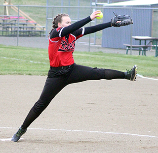 Kaylie Lockett pitches against Lapwai.